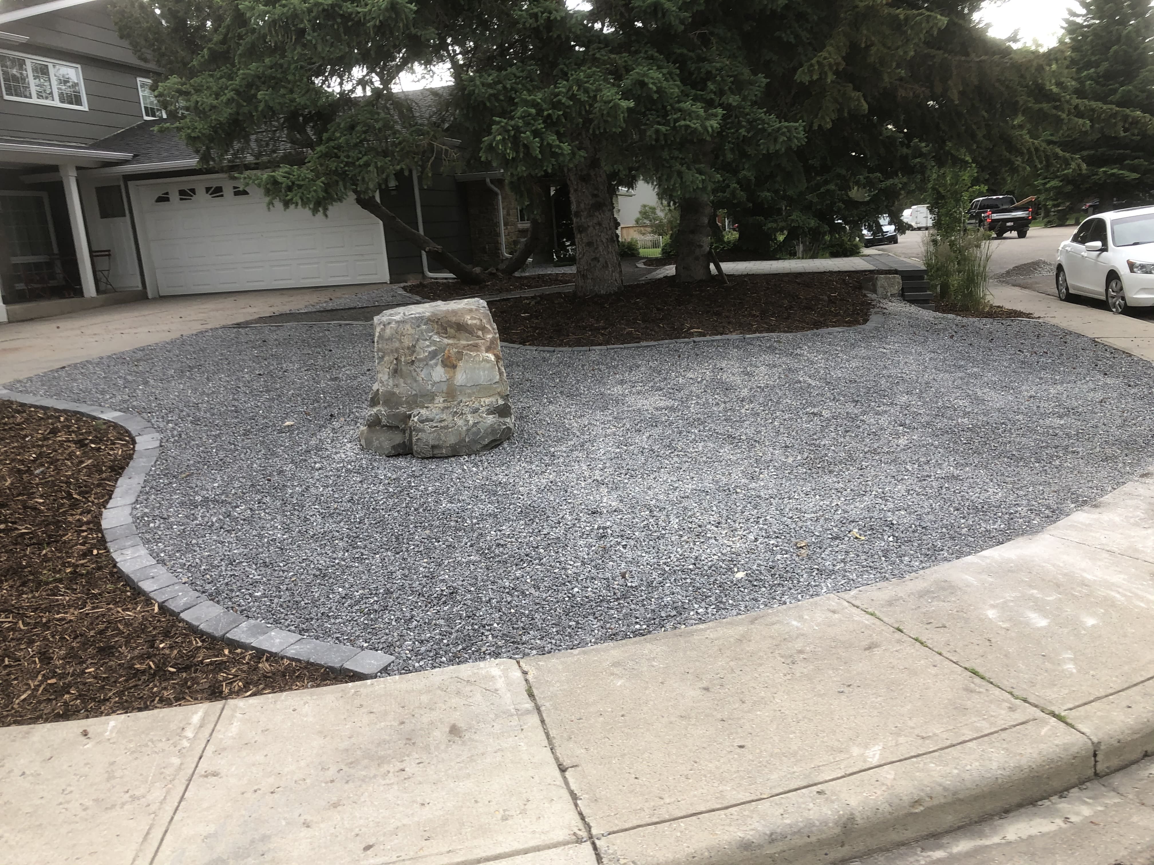 decorative-garden-rocks