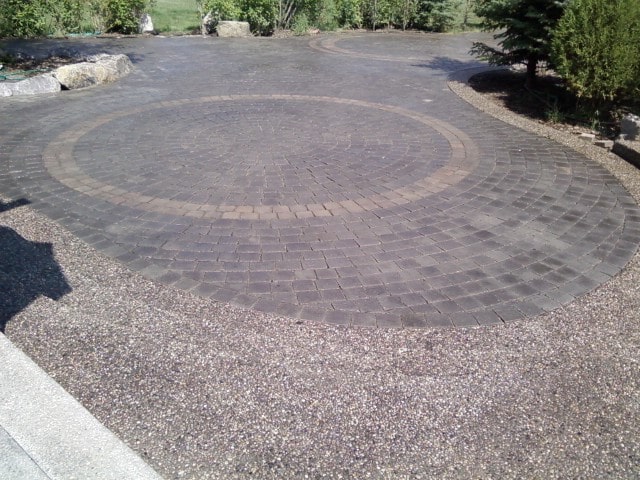 paver-stones-driveway